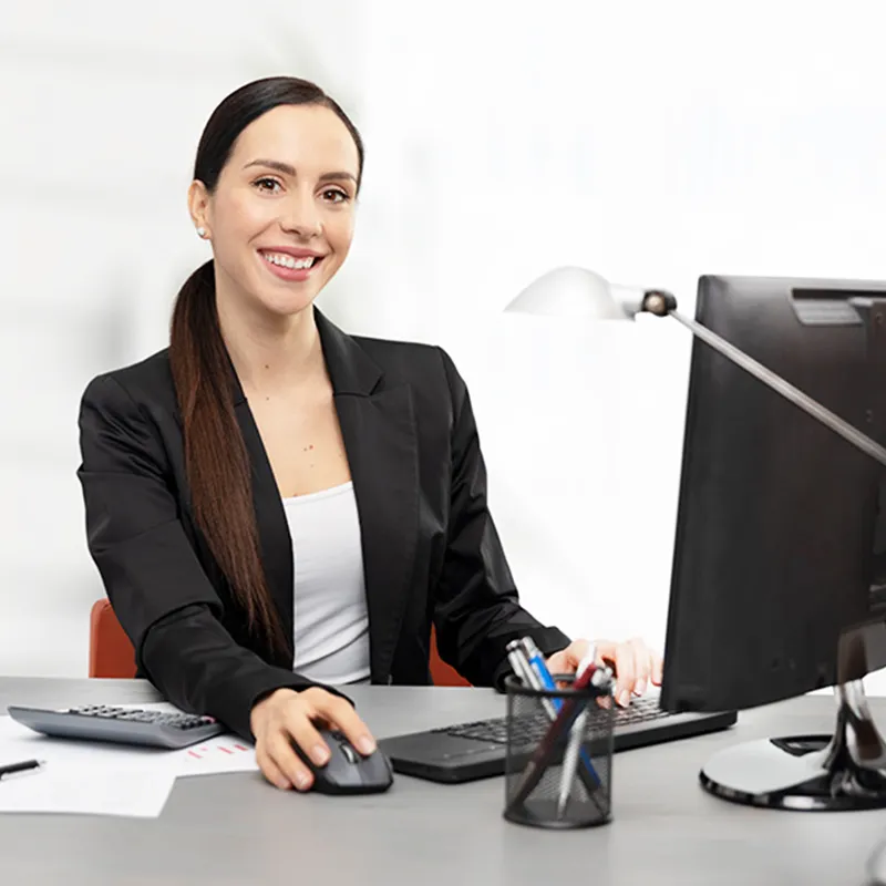 female accountant